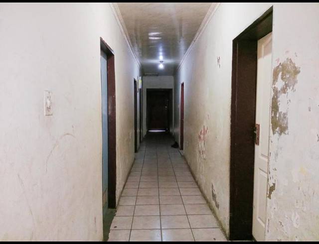 6 BEDROOM HOUSE FOR SALE IN VEREENIGING CENTRAL